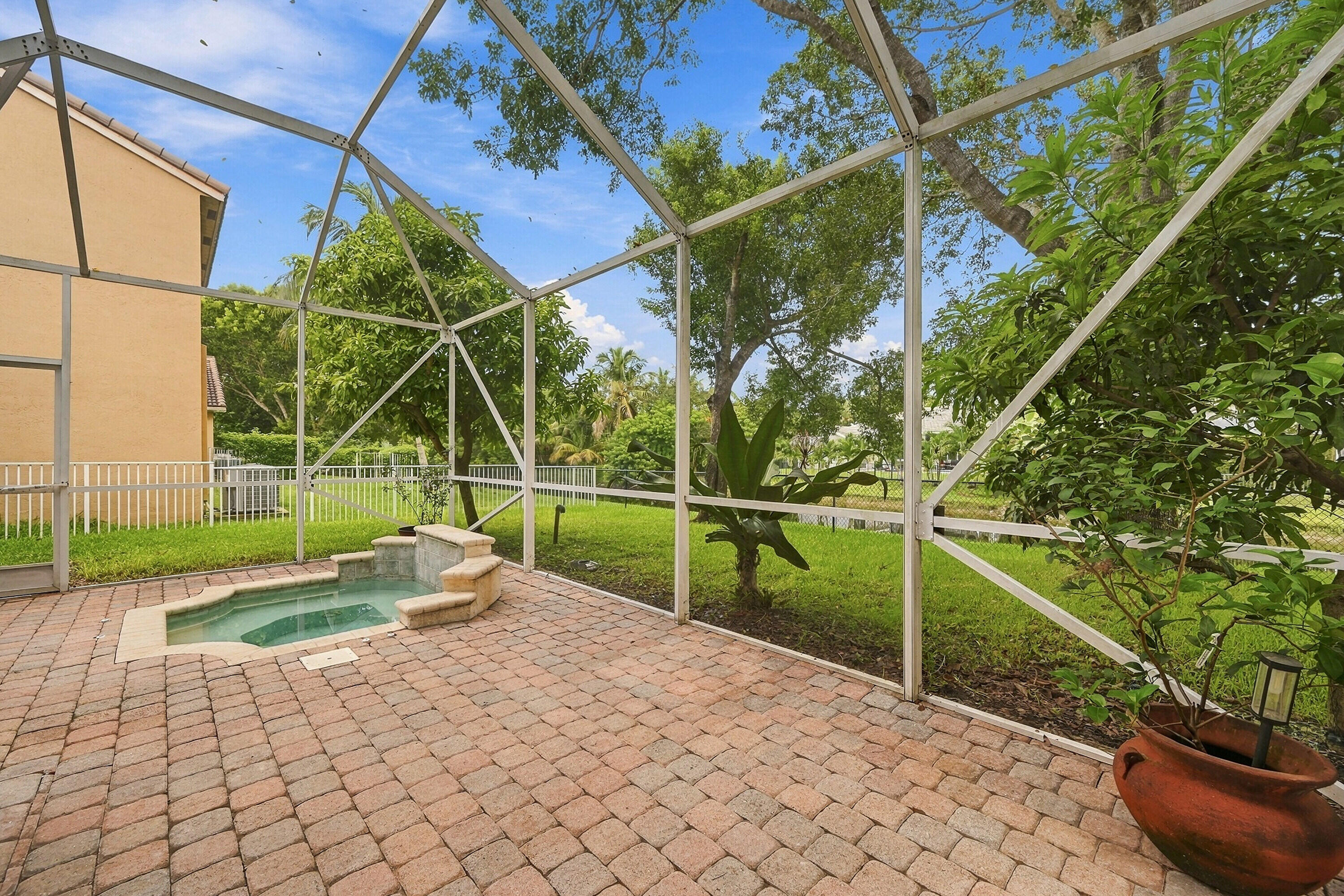 12649 NW 10th Street