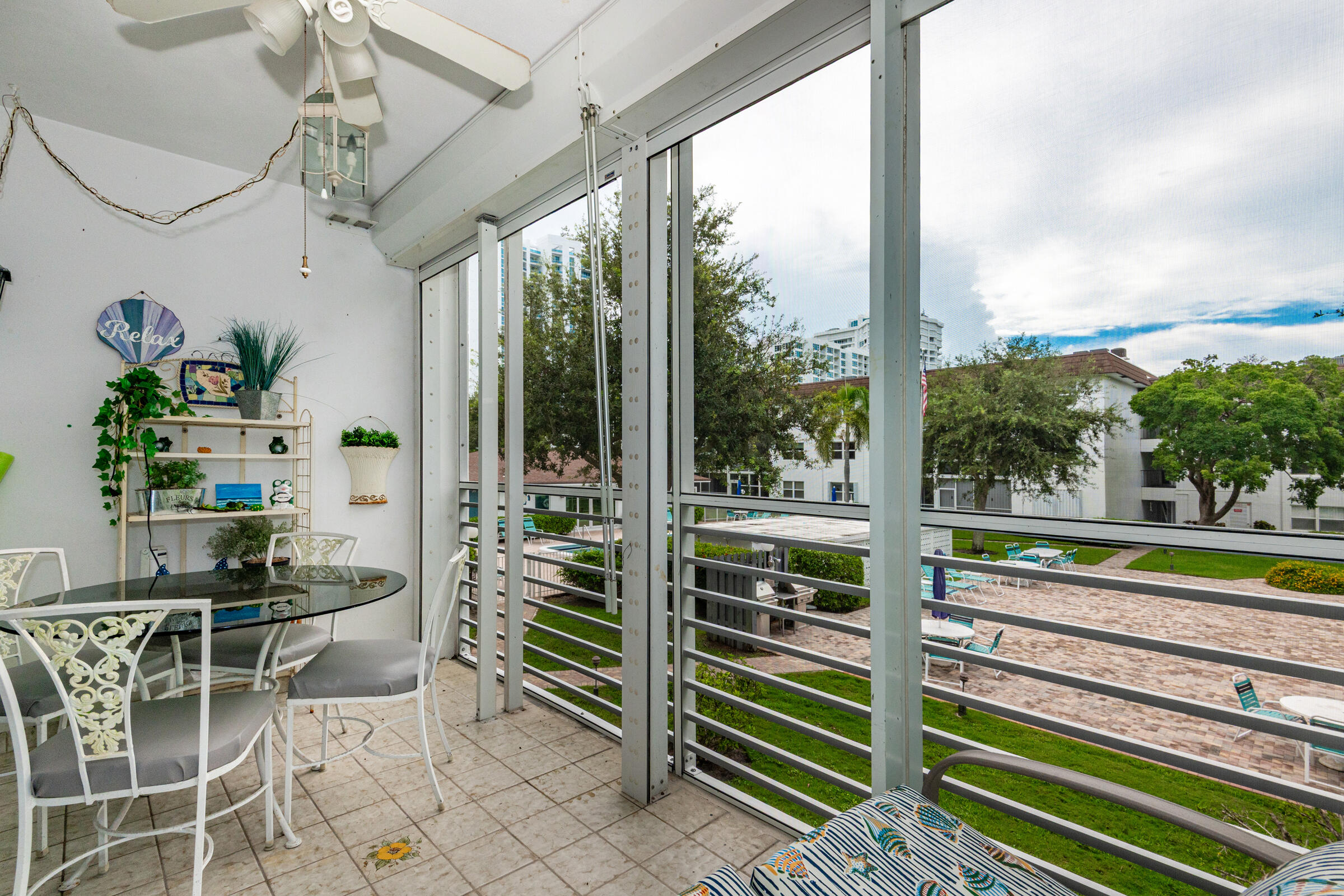 1501 S OCEAN Boulevard 208, Lauderdale-By-The-Sea Unit: 208