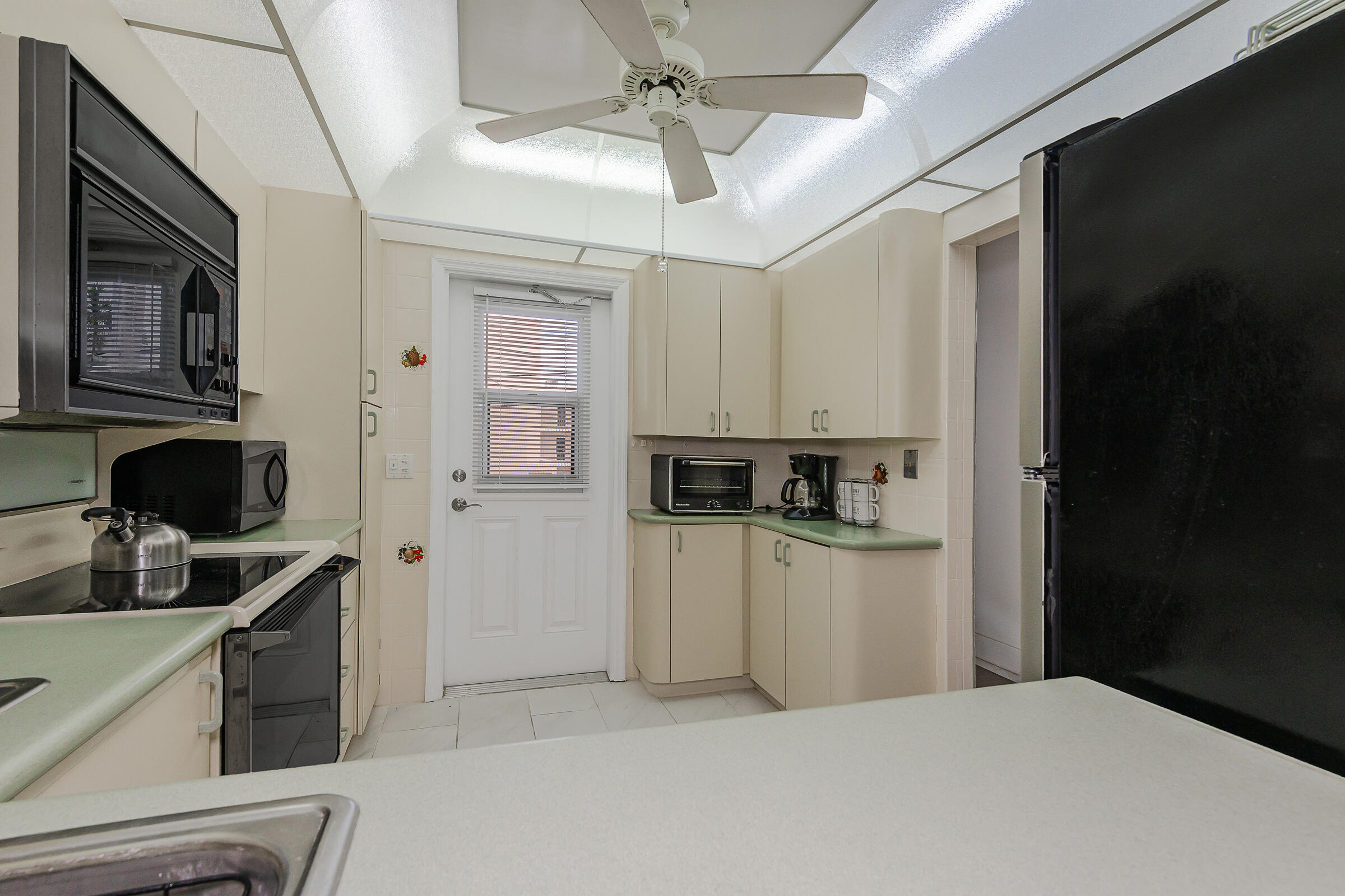 1501 S OCEAN Boulevard 208, Lauderdale-By-The-Sea Unit: 208