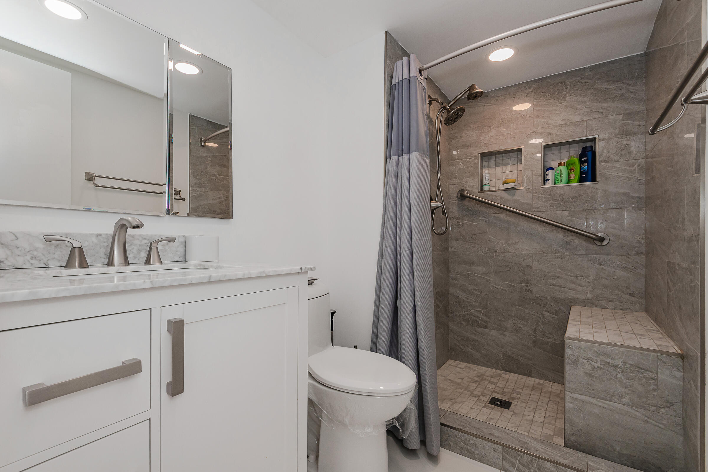 1501 S OCEAN Boulevard 208, Lauderdale-By-The-Sea Unit: 208