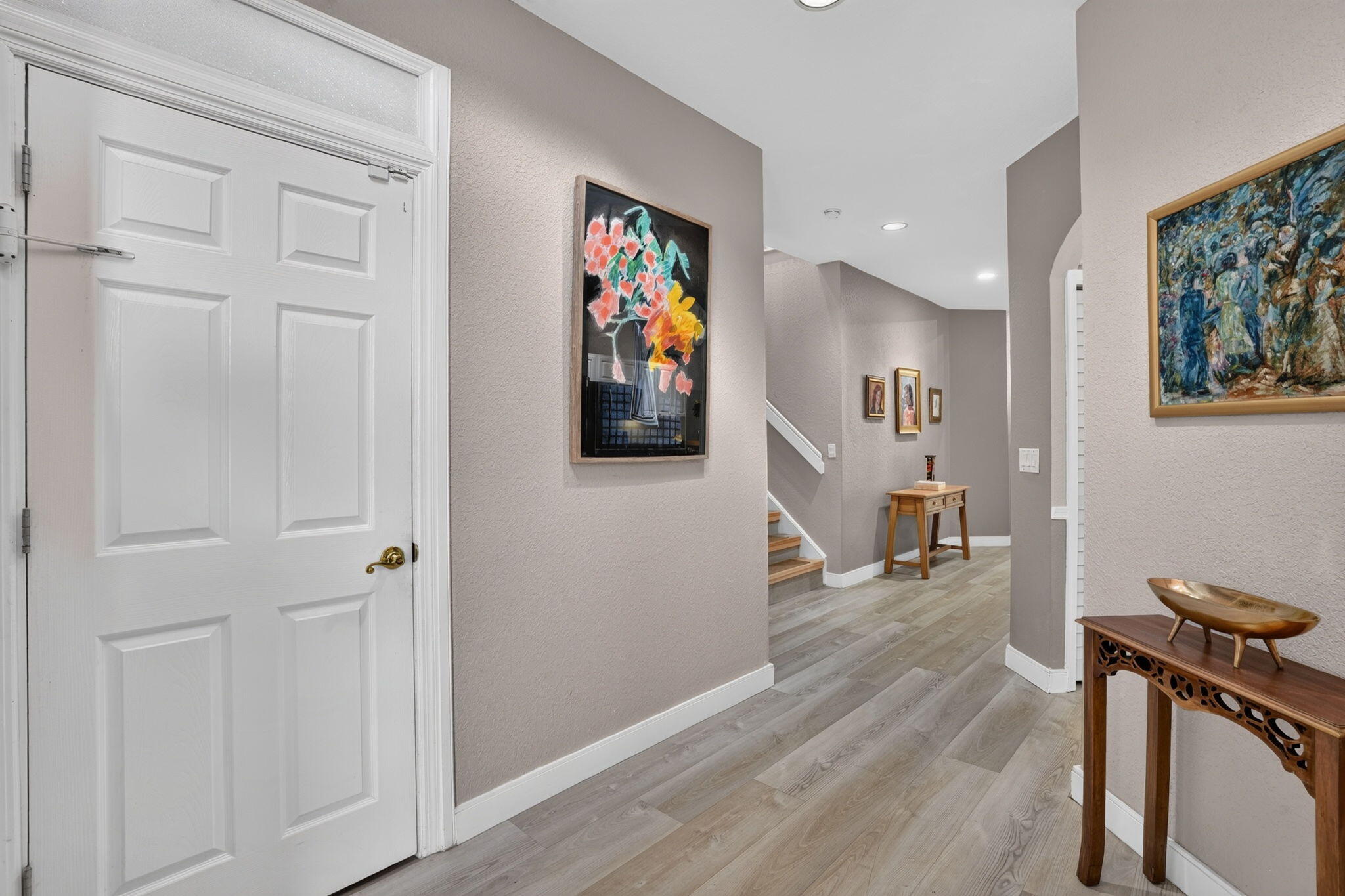 457 W PALM AIRE Drive 457