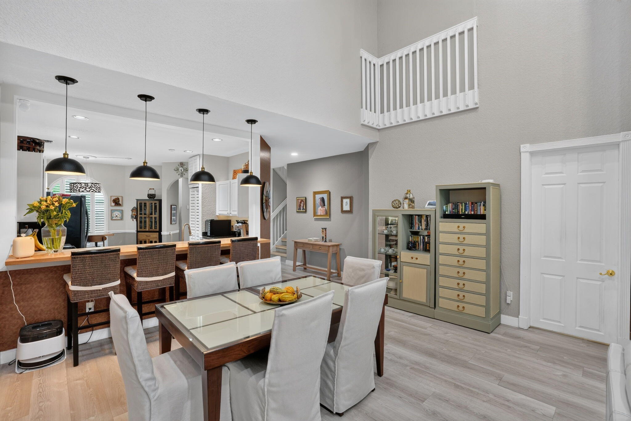457 W PALM AIRE Drive 457