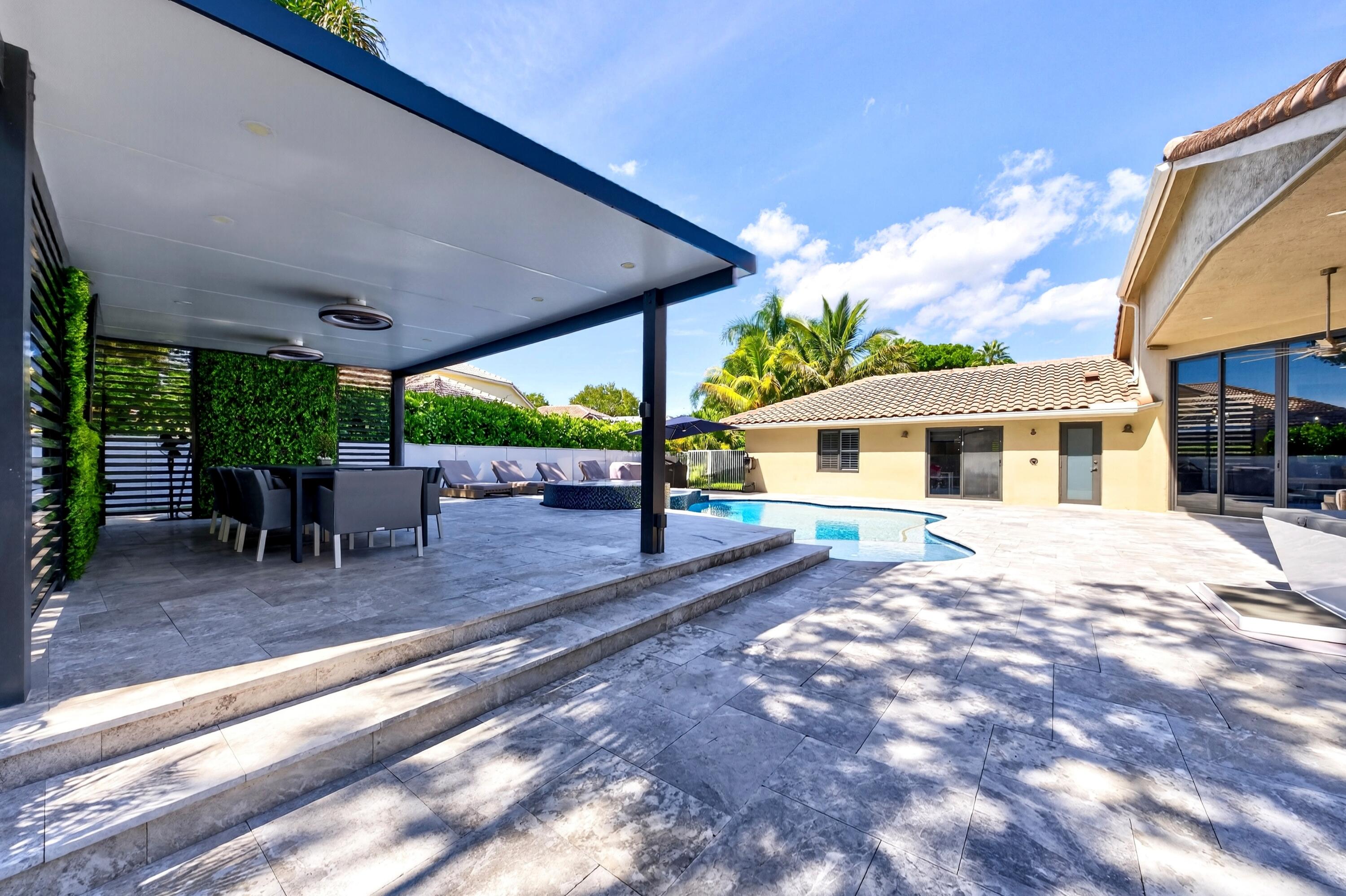 10090 NW 59th Drive