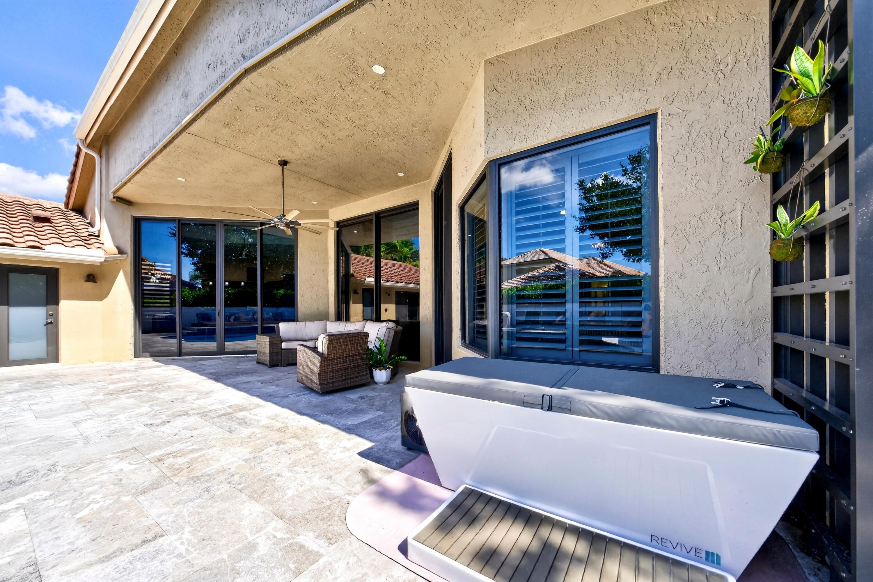 10090 NW 59th Drive