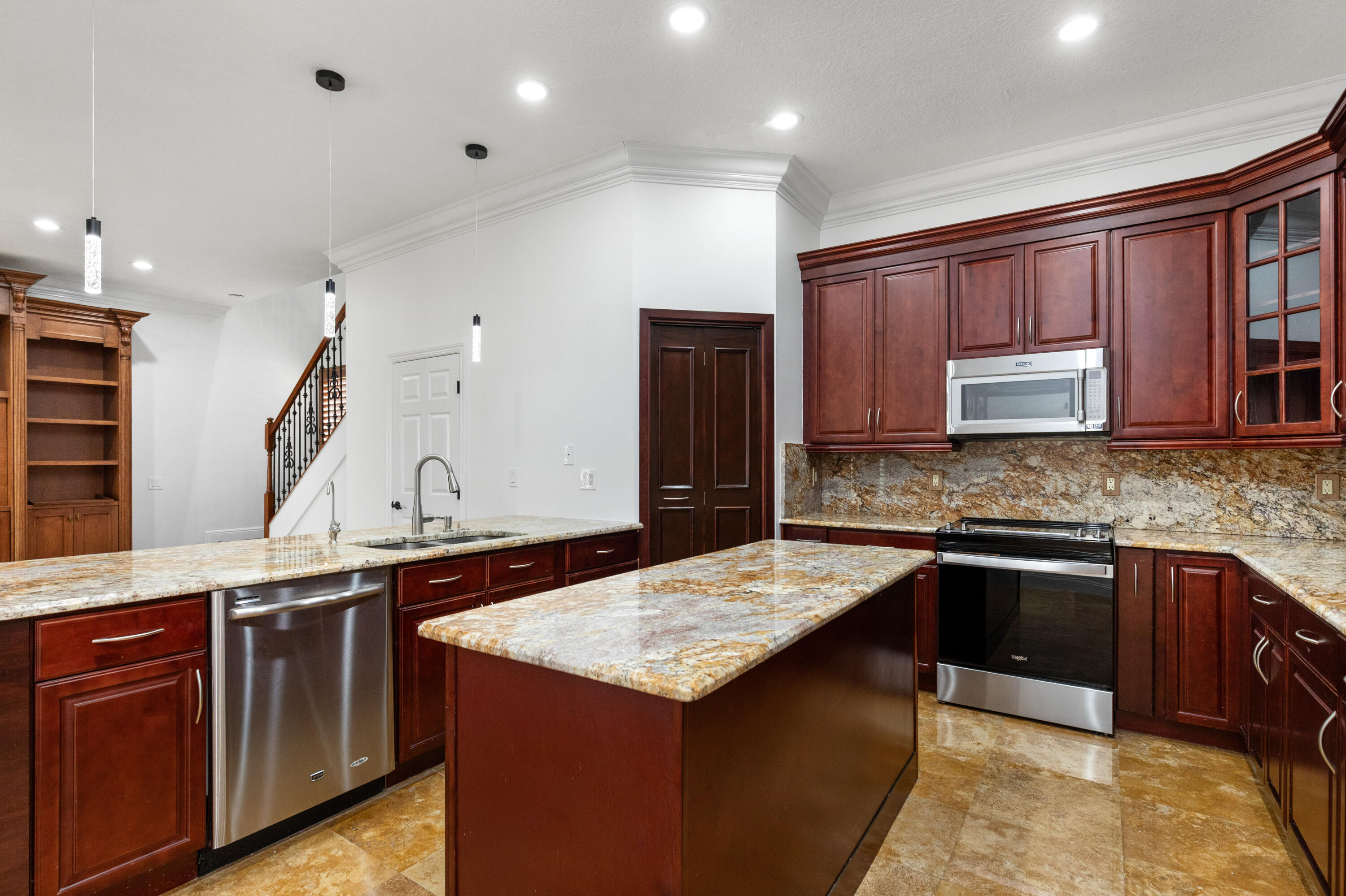 2731 SW 130TH Terrace