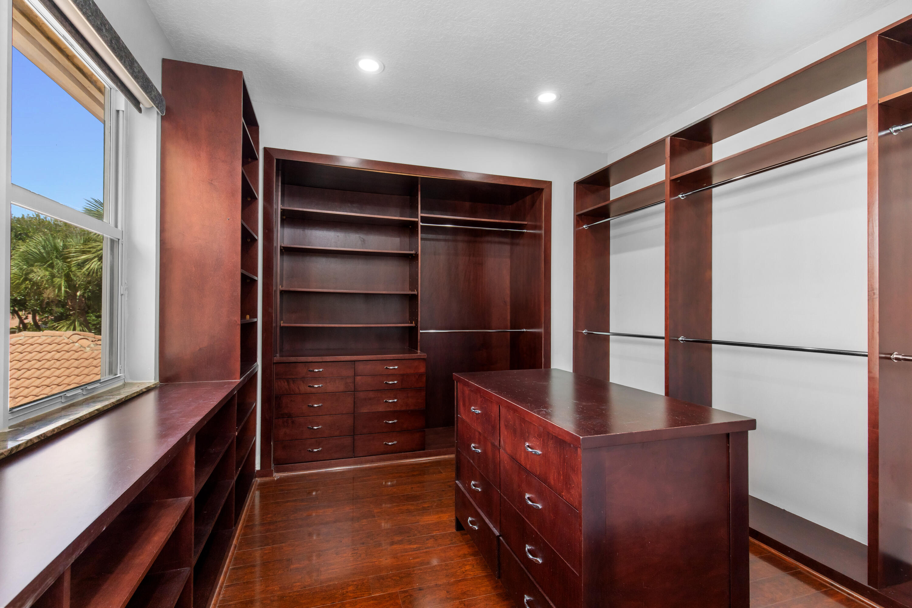 2731 SW 130TH Terrace