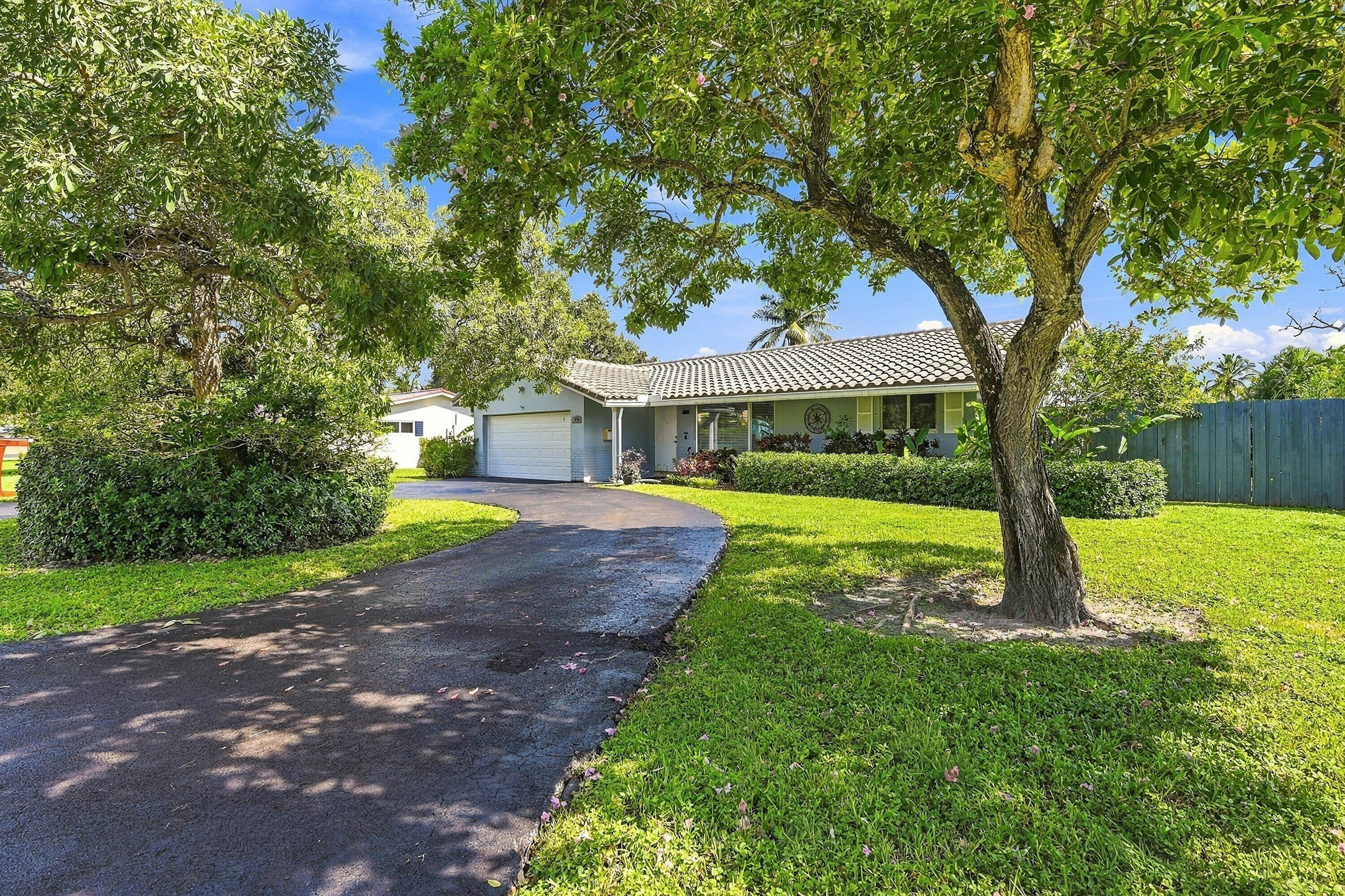 3801 NW 104TH Avenue