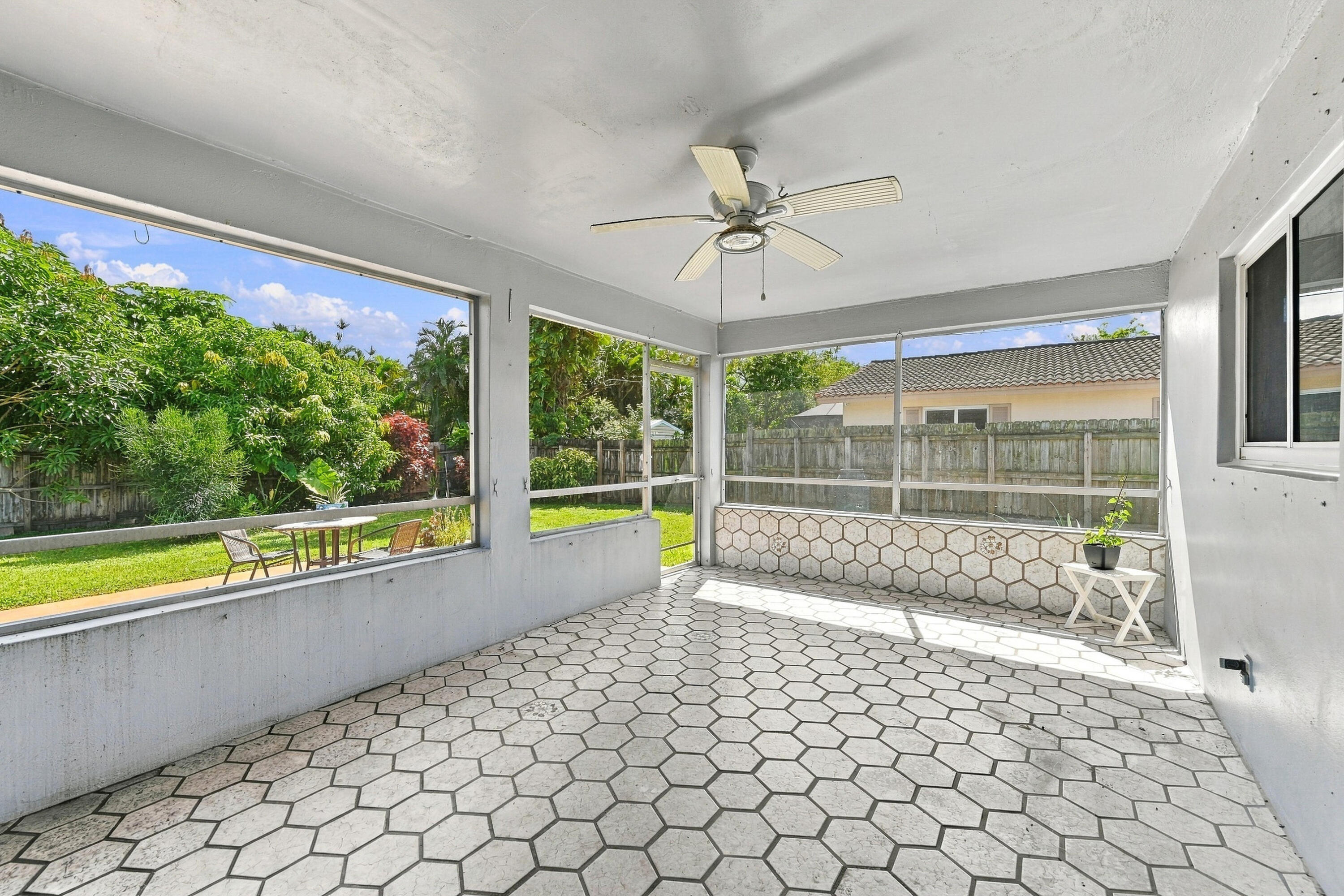 3801 NW 104TH Avenue