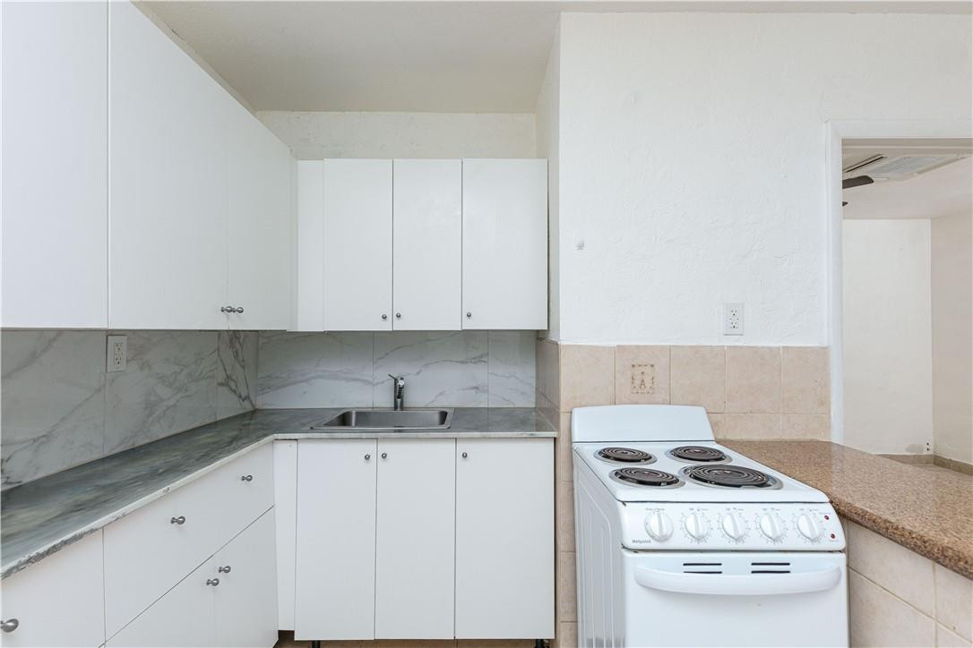 705-713 NE 3RD STREET