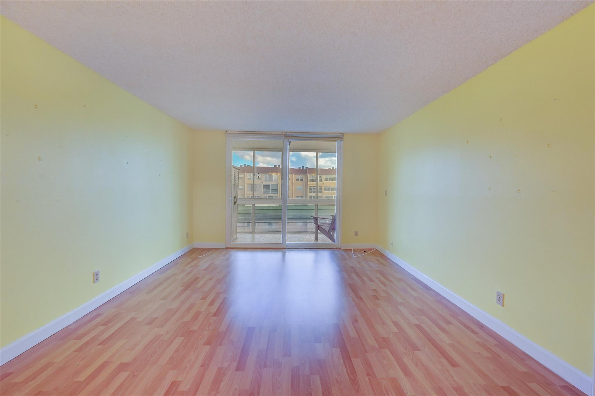 9340 Sunrise Lakes Blvd Unit: 208