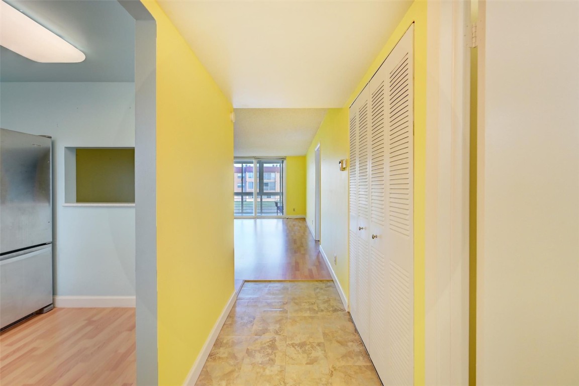 9340 Sunrise Lakes Blvd Unit: 208