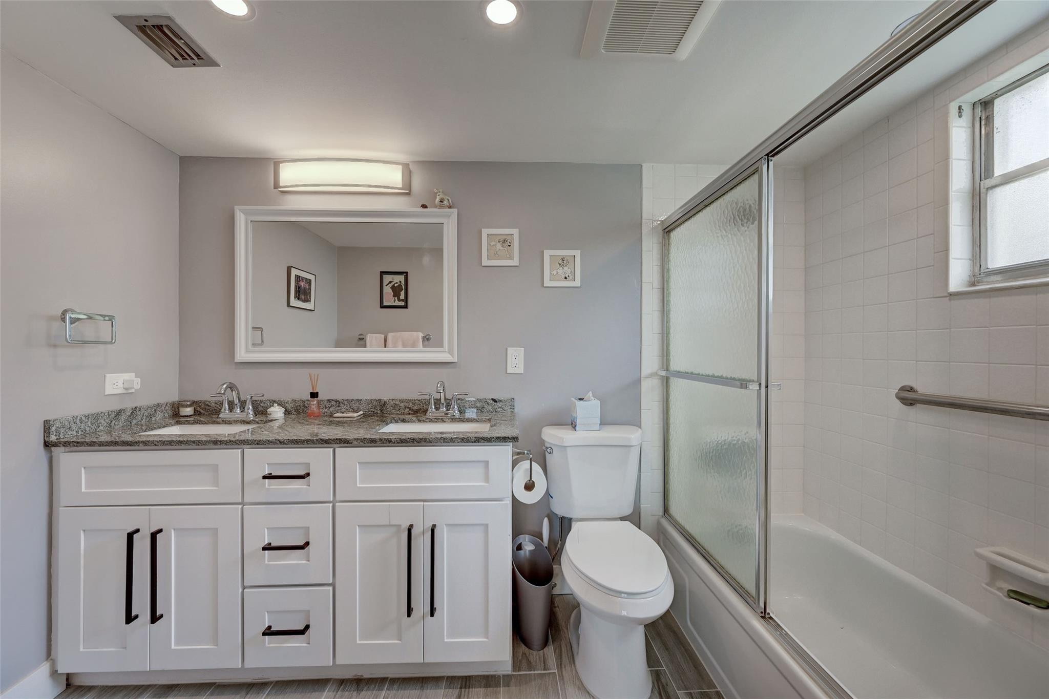 2801 Victoria Way Unit: A3