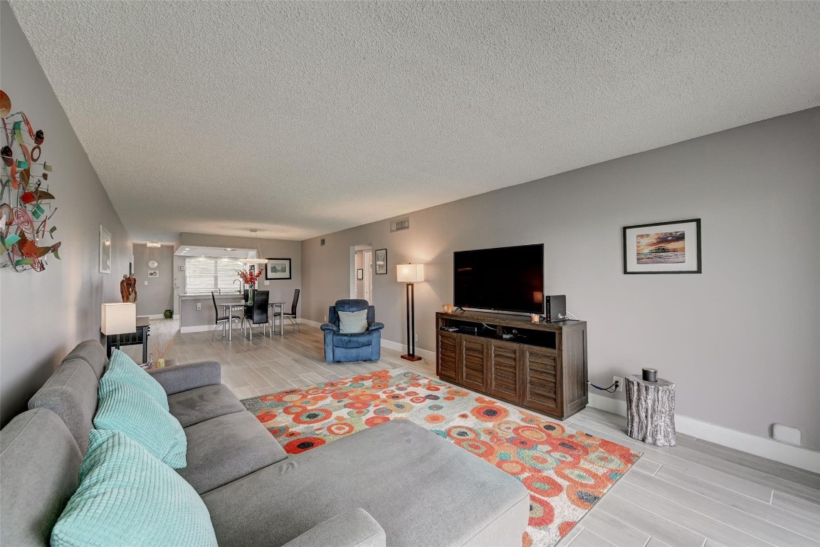 2801 Victoria Way Unit: A3