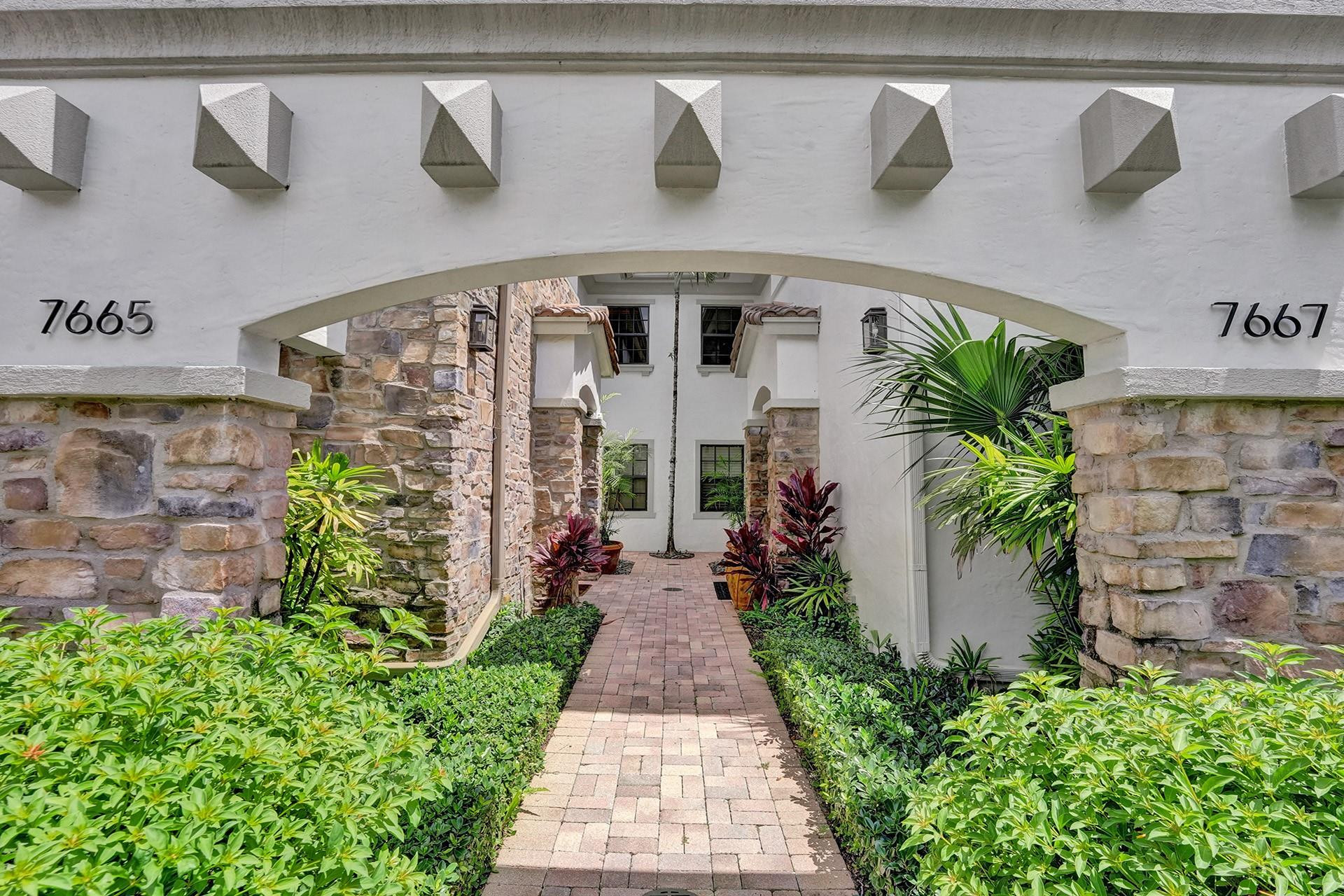 7667 Old Thyme Ct Unit: 7667