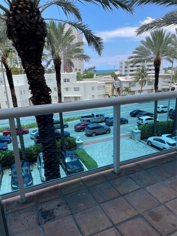 6770 Indian Creek Dr Unit: 4C