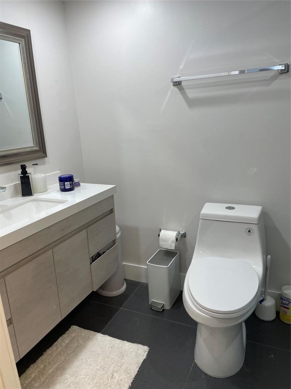 6770 Indian Creek Dr Unit: 4C