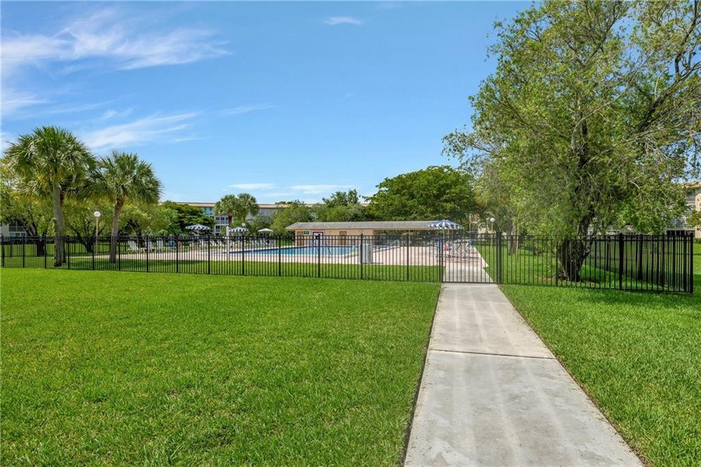 1601 Abaco Dr Unit: A2