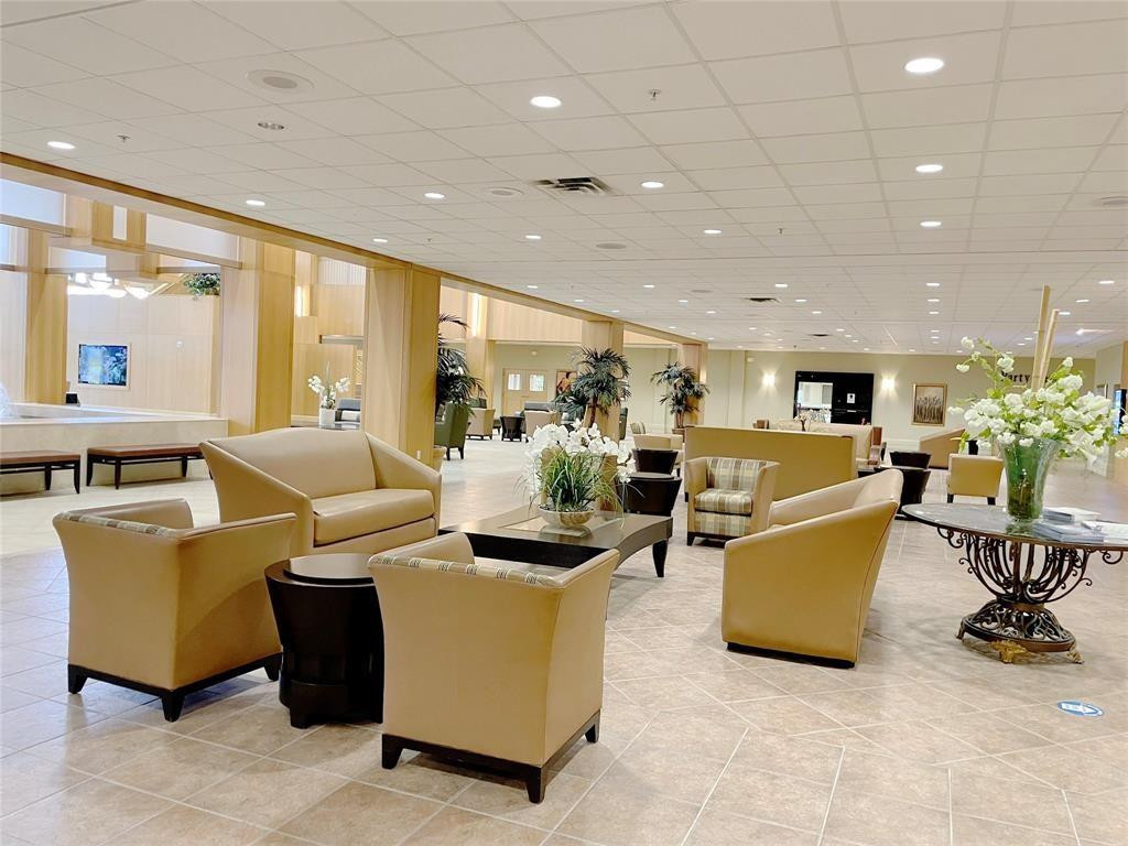 363 Preston I Unit: 363