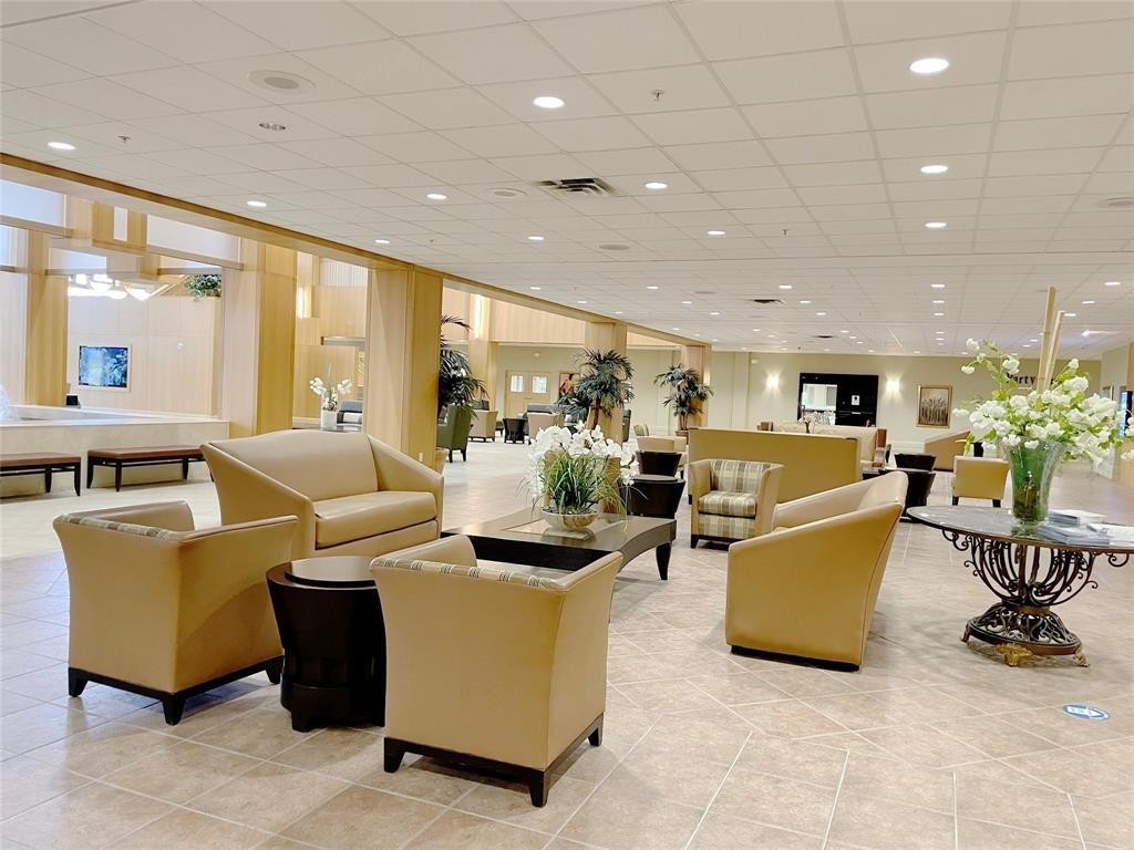 363 Preston I Unit: 363