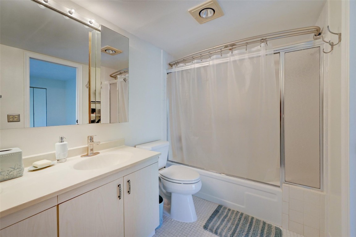 2502 Antigua Ter Unit: E3