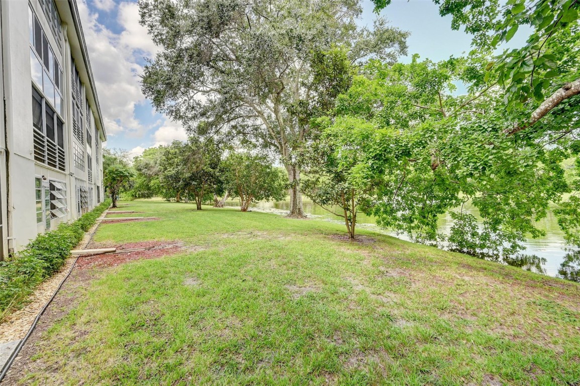 2502 Antigua Ter Unit: E3