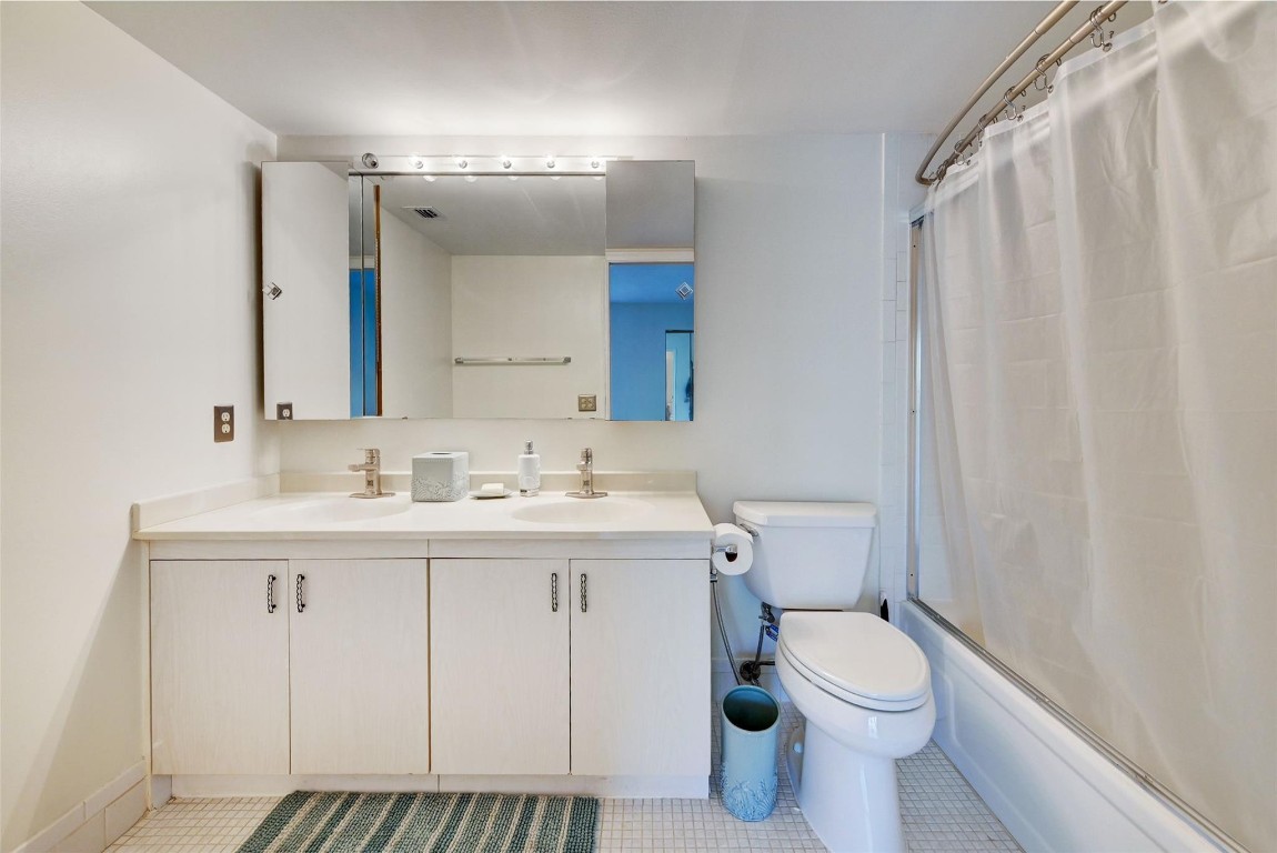 2502 Antigua Ter Unit: E3