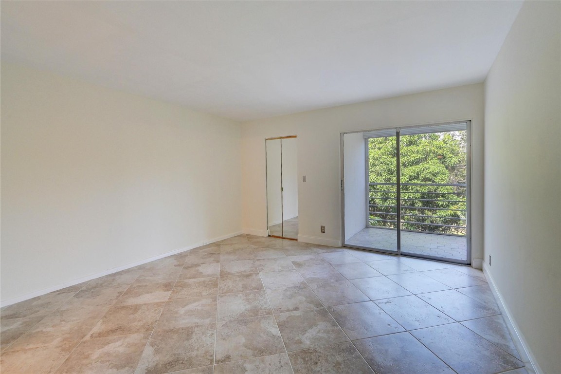 2502 Antigua Ter Unit: E3