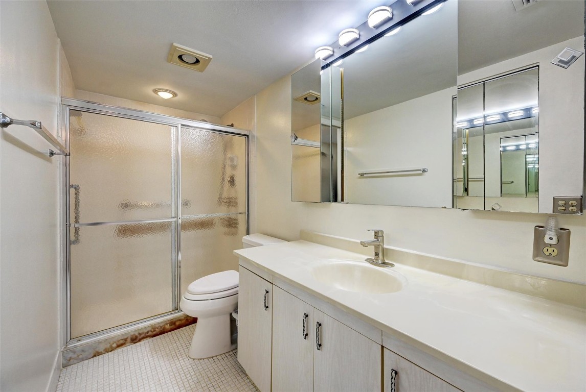 2502 Antigua Ter Unit: E3