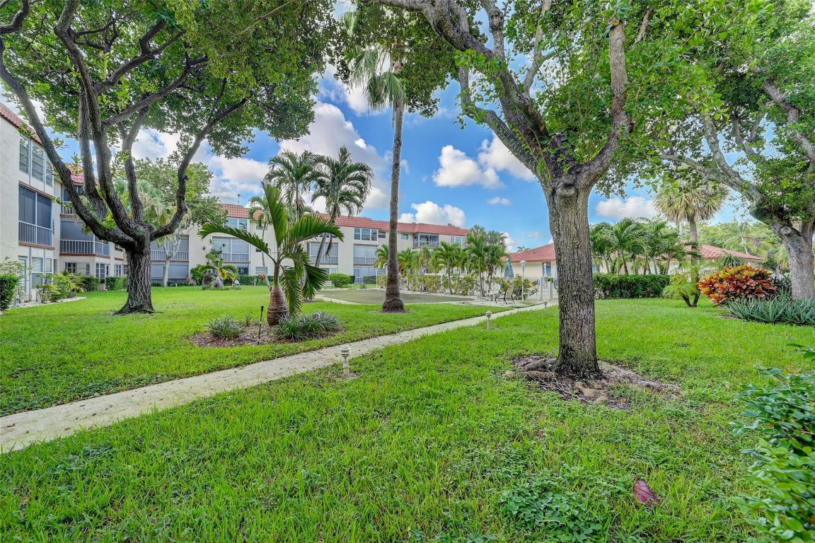 700 SE 6 Ave Unit: 105