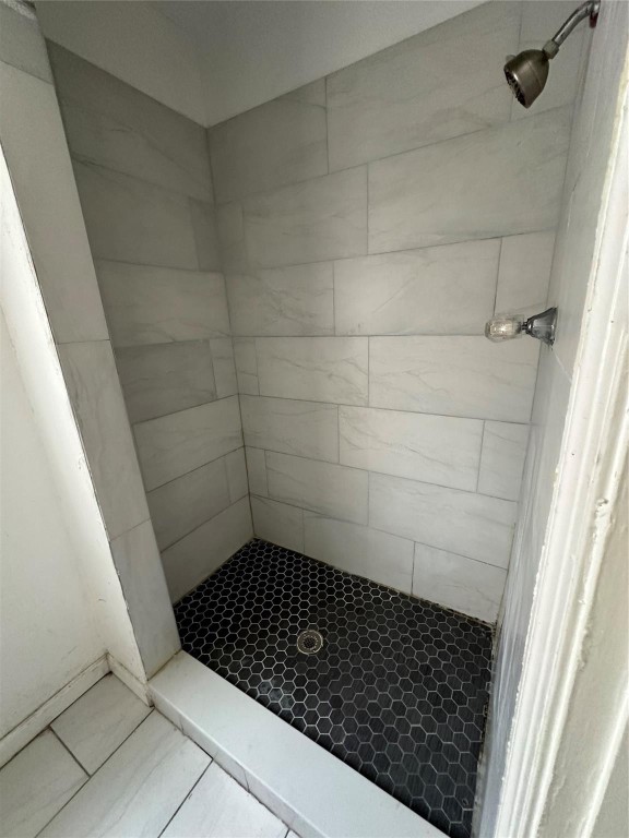 1947 BUCHANAN ST Unit: 5