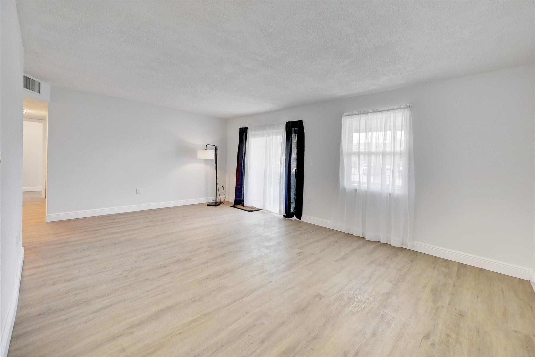 5180 E Sabal Palm Blvd Unit: 136