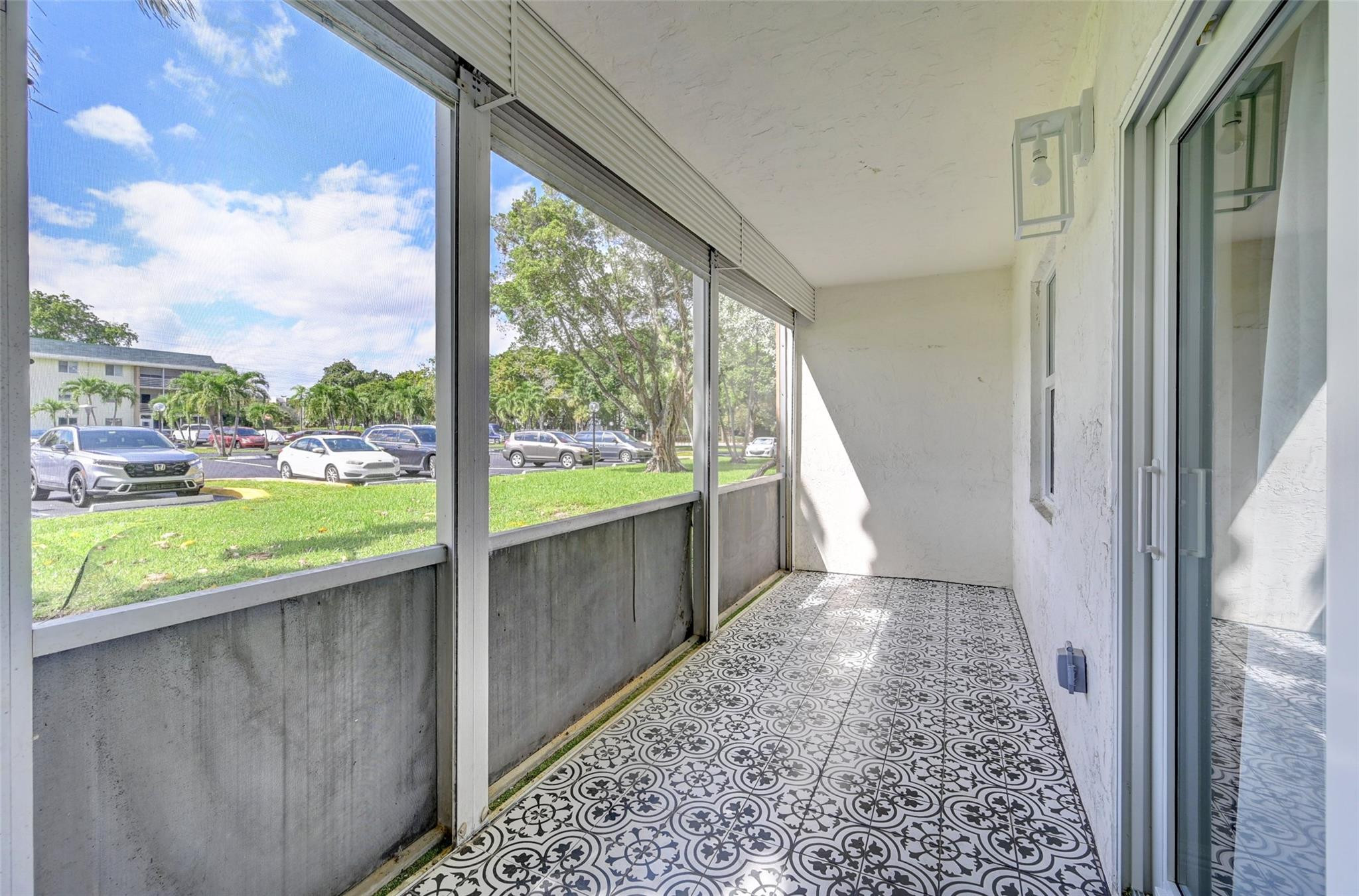 5180 E Sabal Palm Blvd Unit: 136