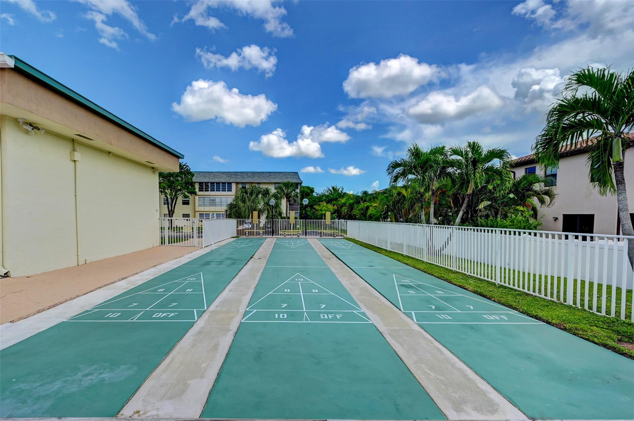 5180 E Sabal Palm Blvd Unit: 136