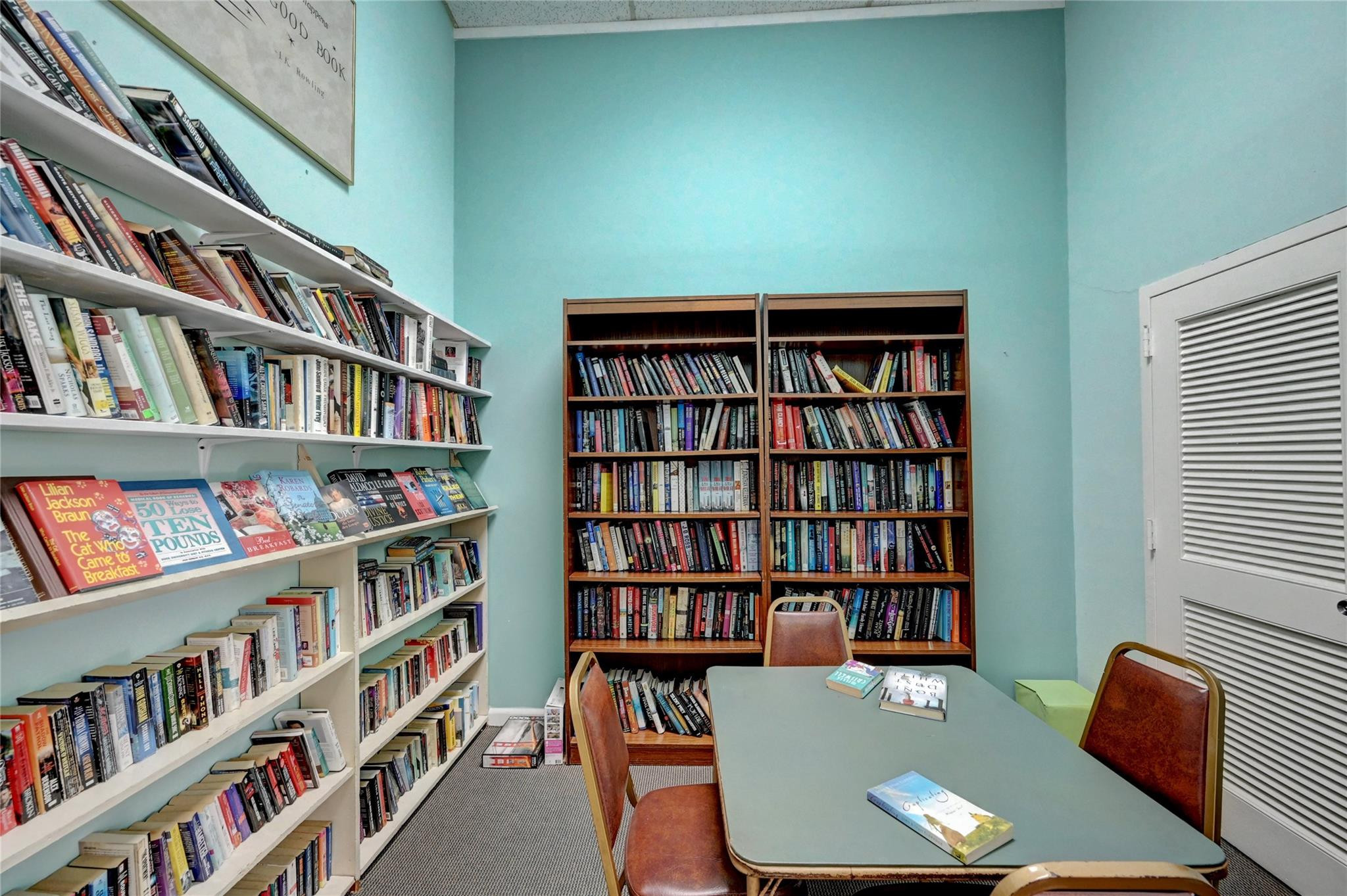 5180 E Sabal Palm Blvd Unit: 136