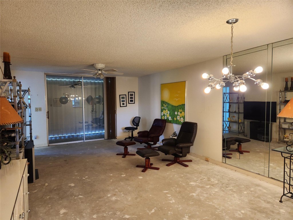 9481 Sunrise Lakes Blvd Unit: 204