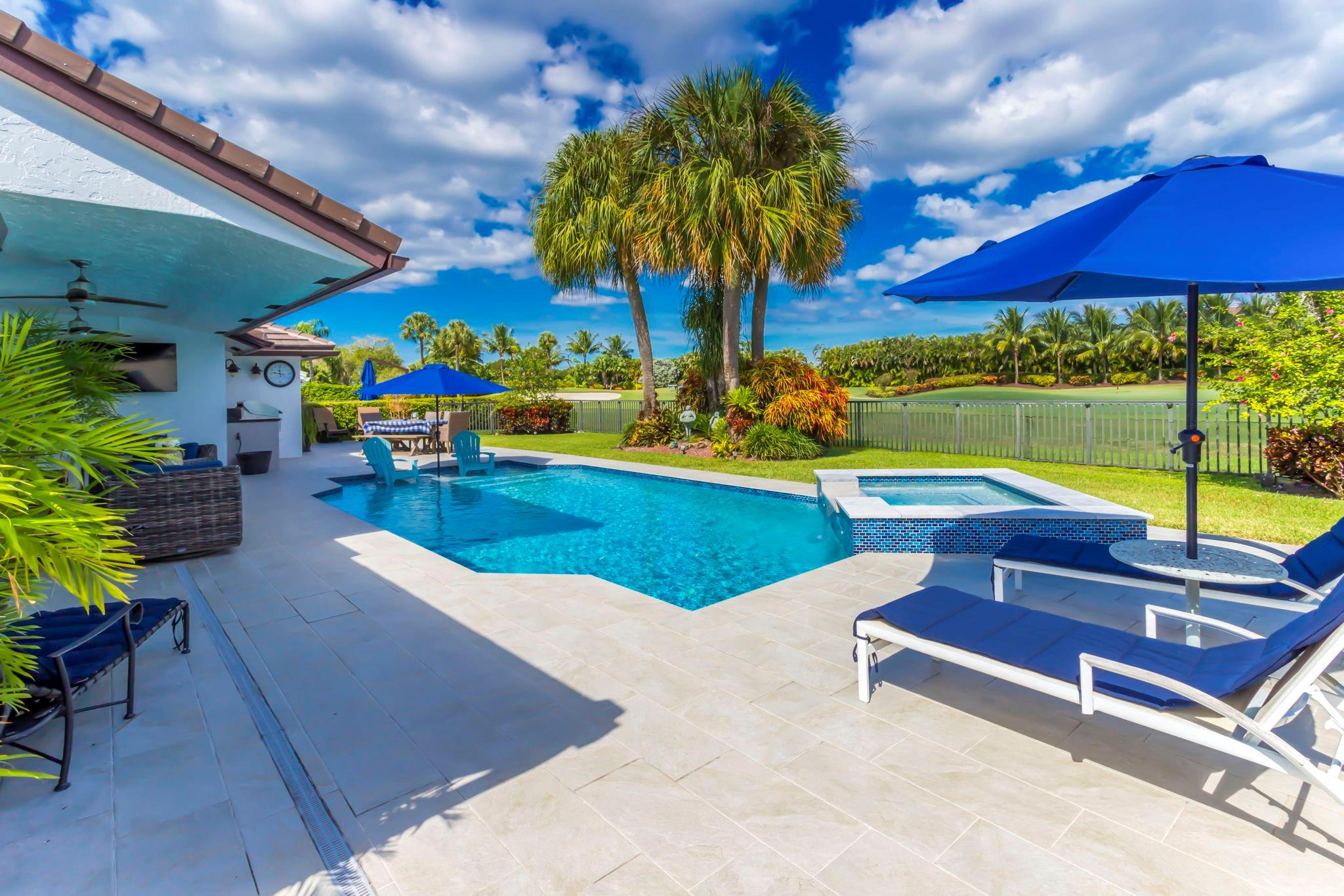 11248 Boca Woods Ln