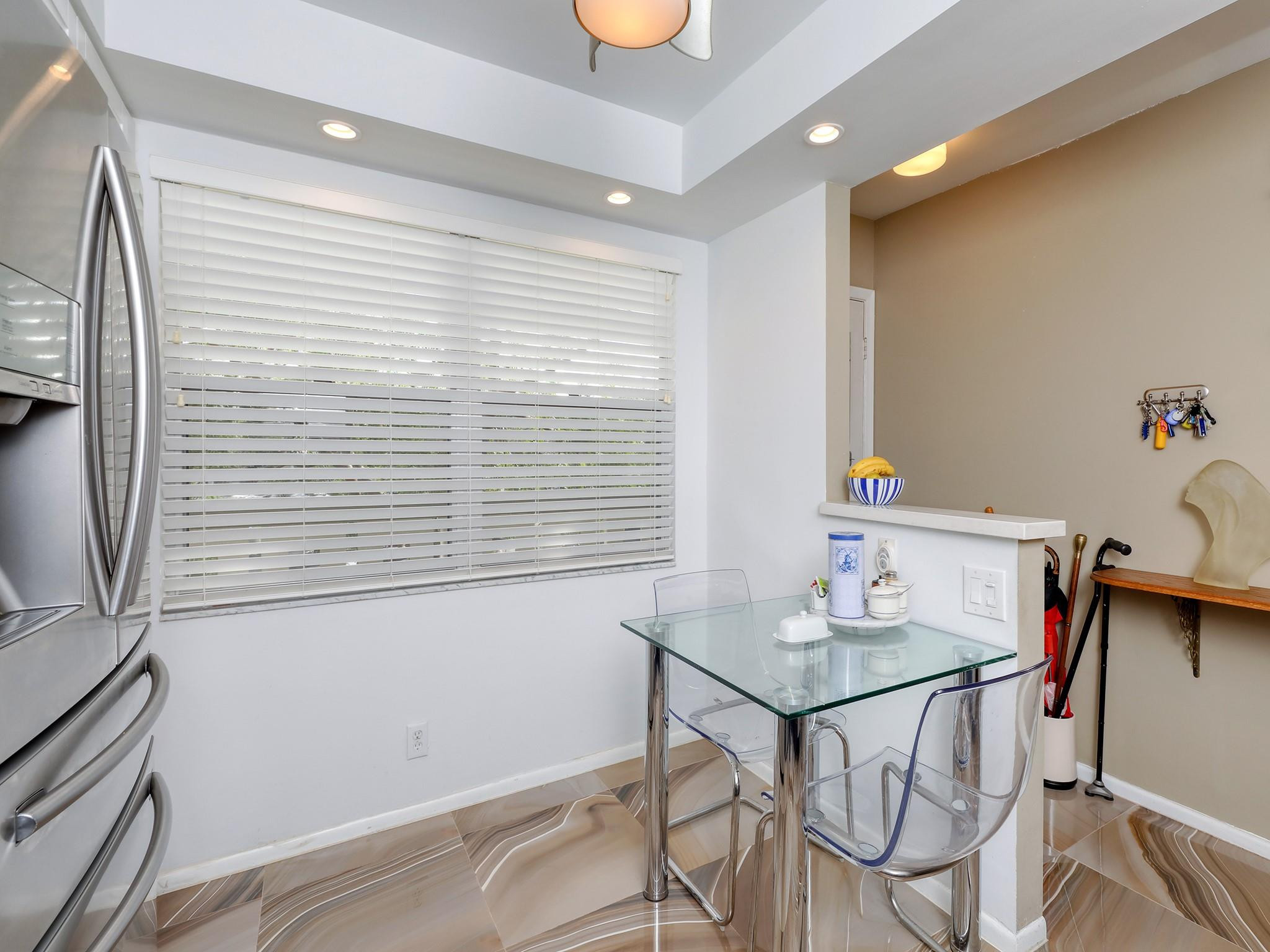 2502 ANTIGUA Unit: D2