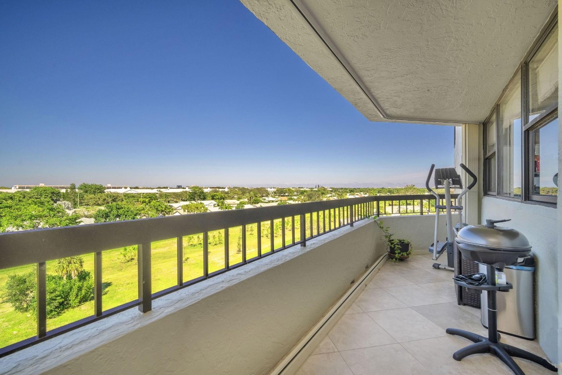 6463 La Costa Dr Unit: 604