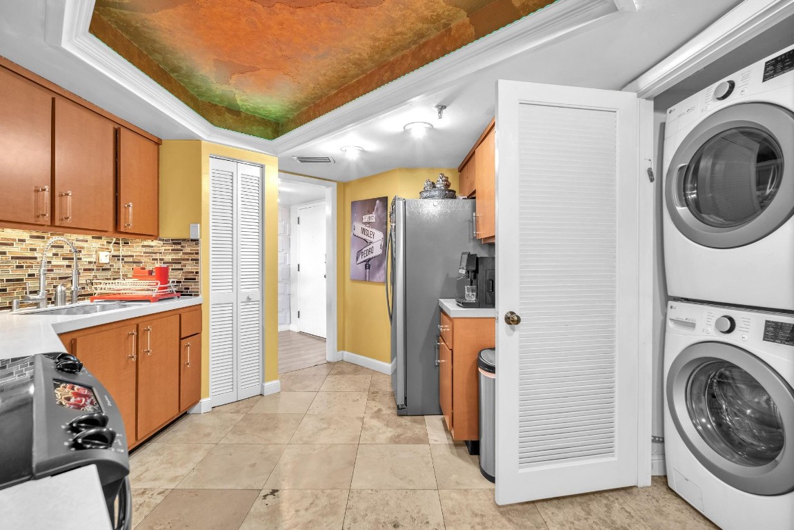 6463 La Costa Dr Unit: 604