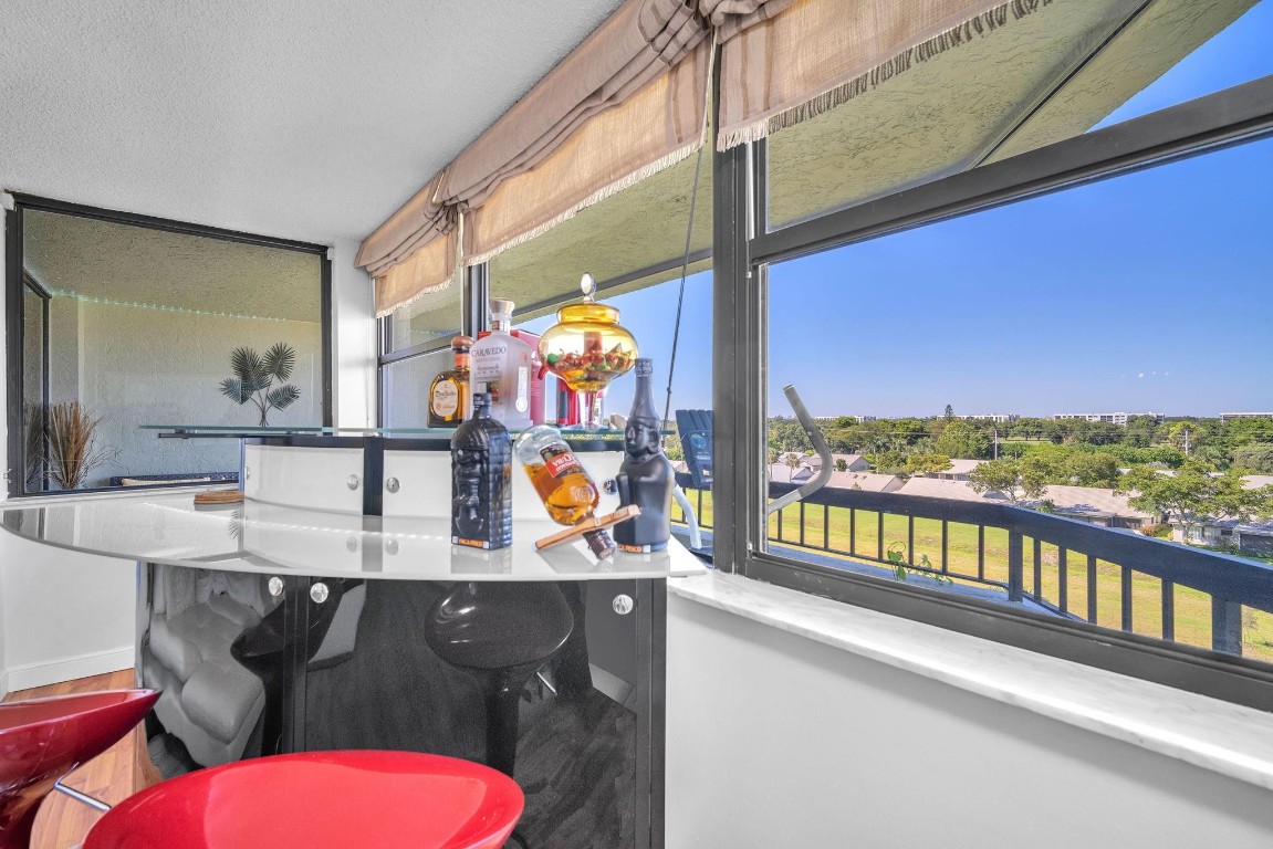 6463 La Costa Dr Unit: 604