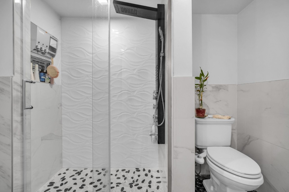 6463 La Costa Dr Unit: 604