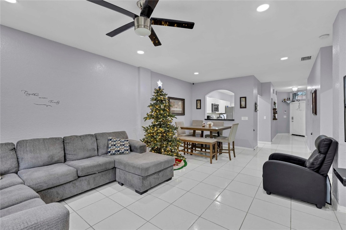 4741 SW 12th Place, Deerfield Beach