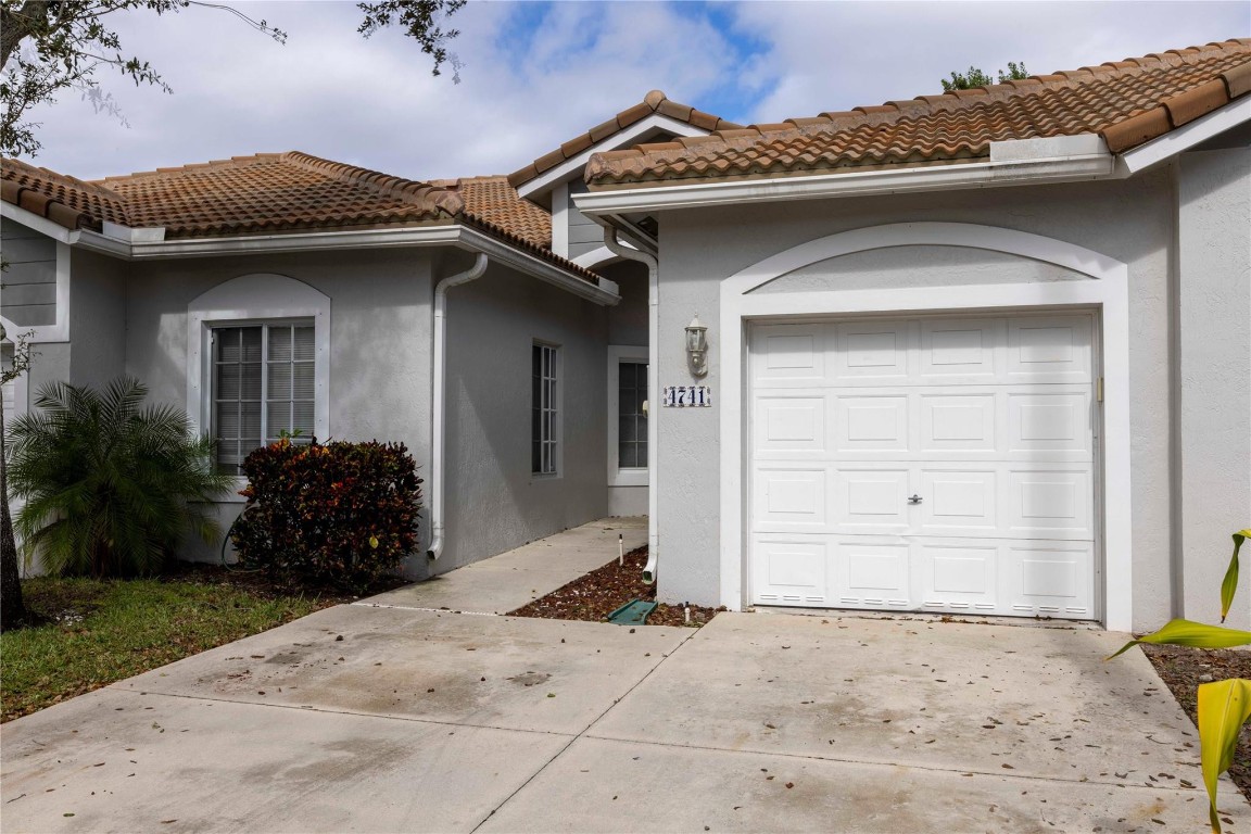 4741 SW 12th Place, Deerfield Beach