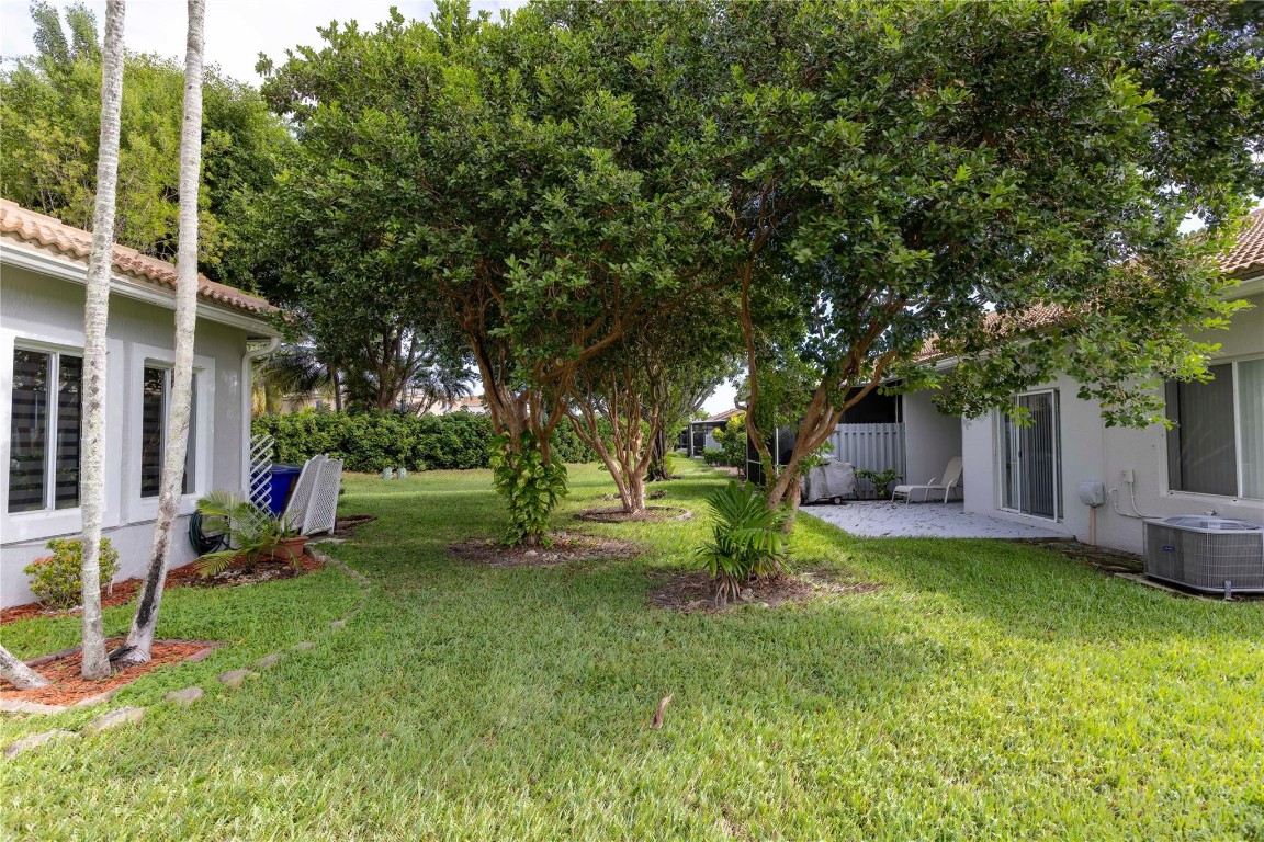4741 SW 12th Place, Deerfield Beach