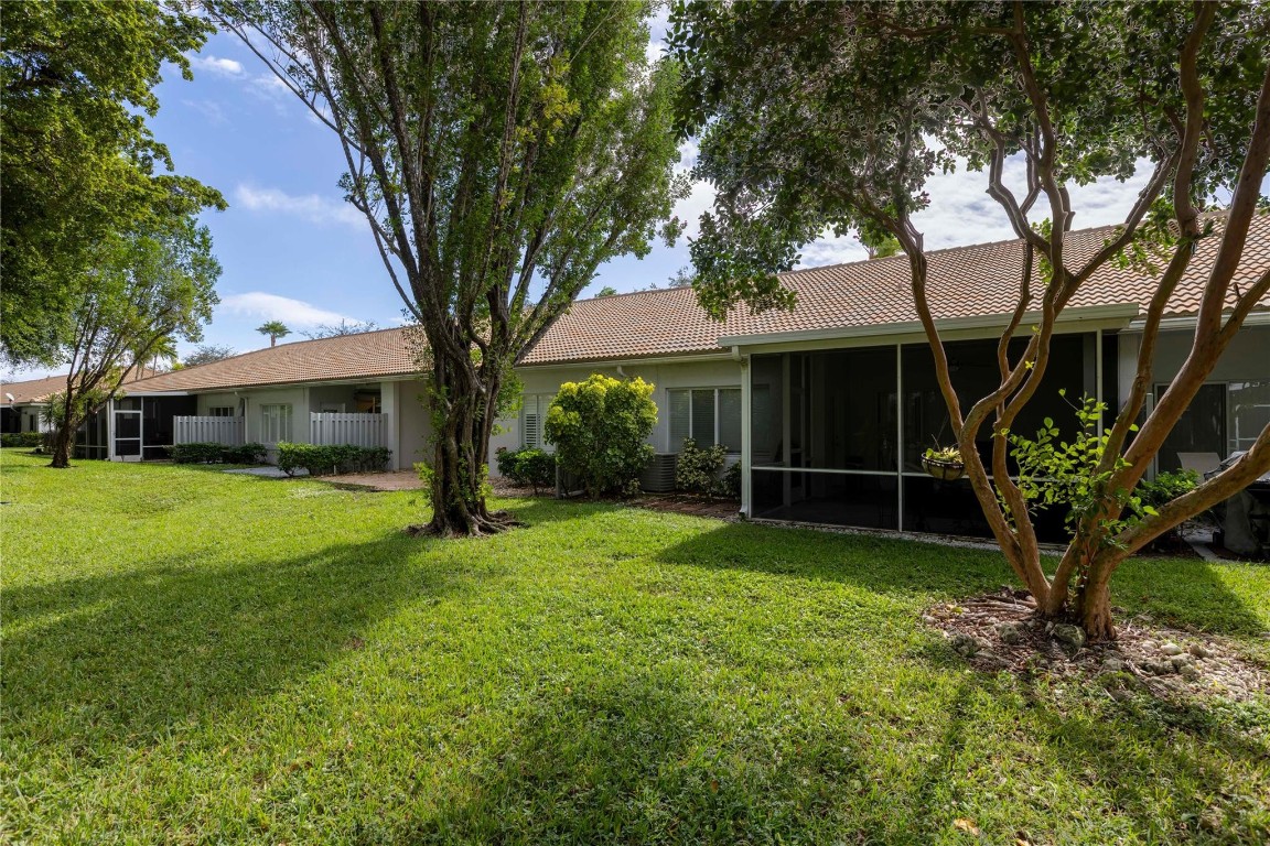 4741 SW 12th Place, Deerfield Beach