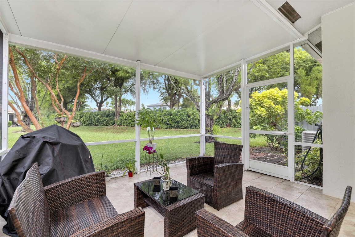 4741 SW 12th Place, Deerfield Beach