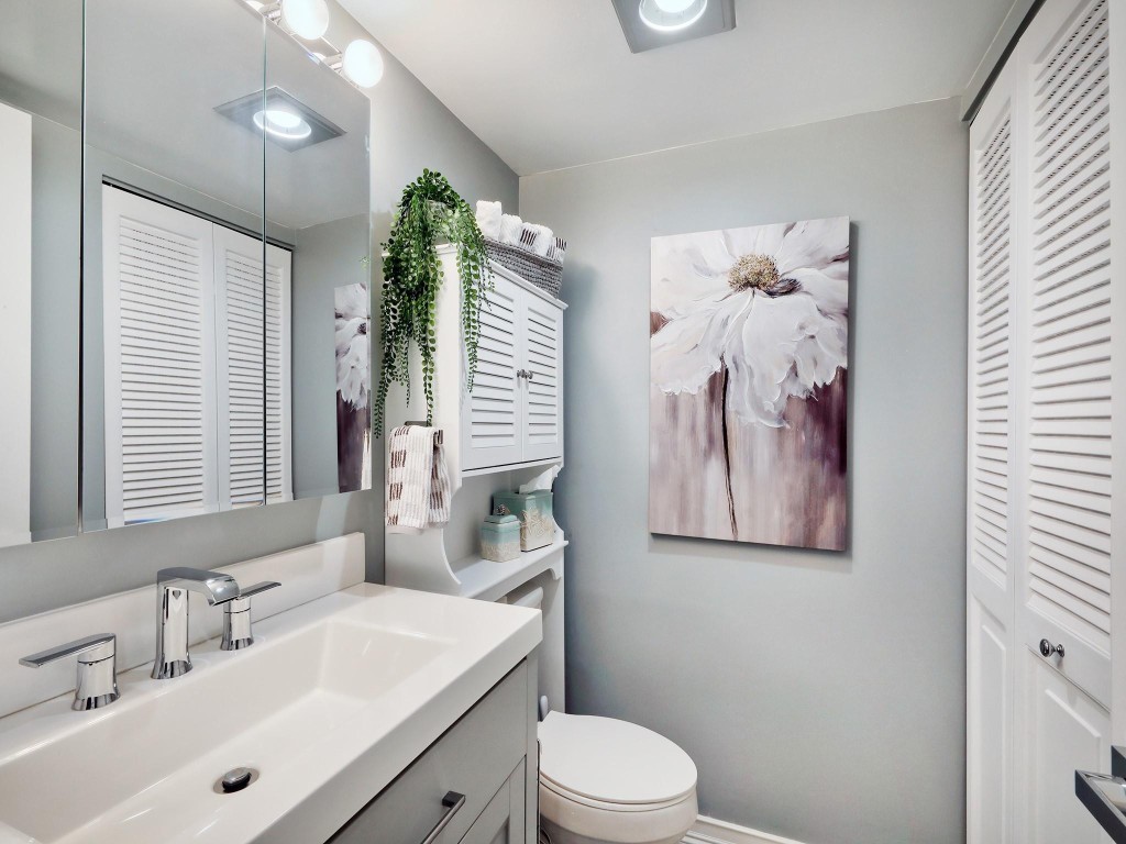 3401 BIMINI LN Unit: F2