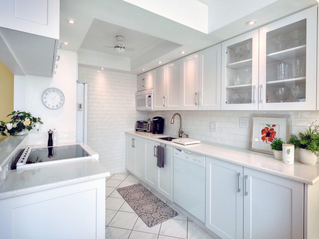 3401 BIMINI LN Unit: F2