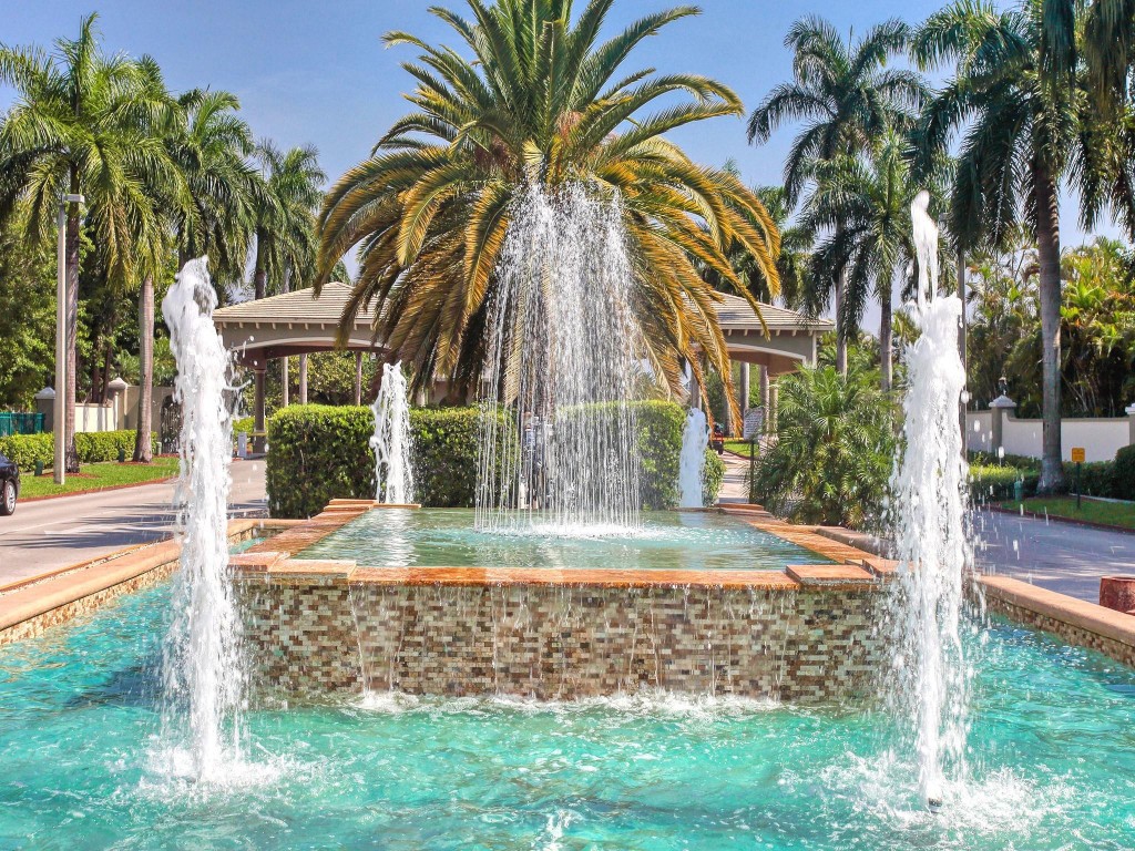 3401 BIMINI LN Unit: F2