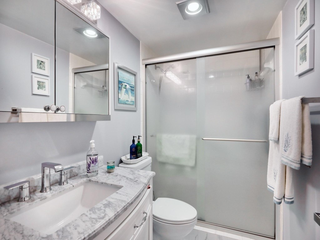 3401 BIMINI LN Unit: F2